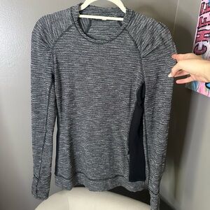 Lululemon Women's Gray Long Sleeve Top